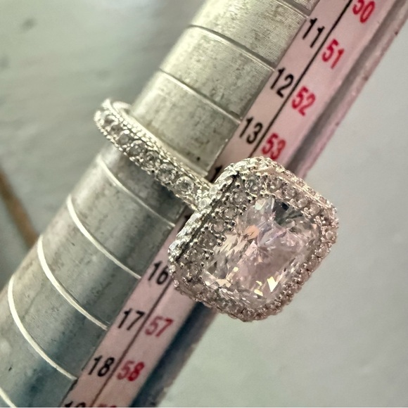 Judith Ripka 925 Sterling Silver Ring Size 7 NEW - Picture 5 of 13